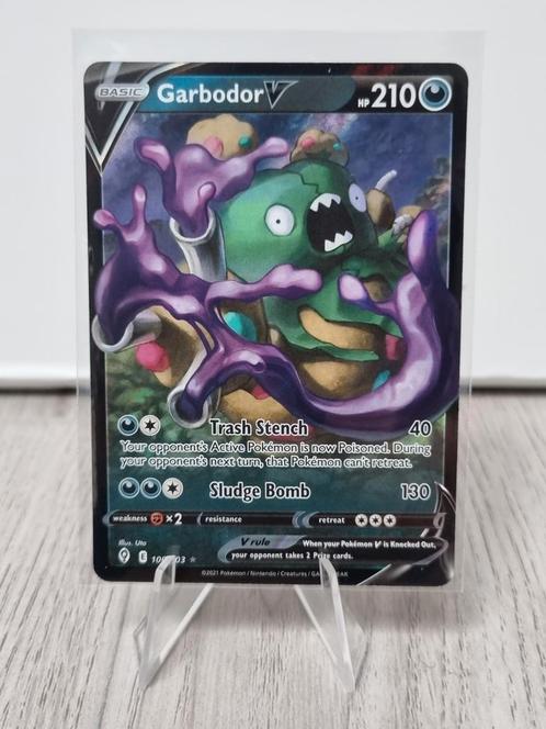 Garbodor V 100 Evolving Skies, Hobby en Vrije tijd, Verzamelkaartspellen | Pokémon, Zo goed als nieuw, Losse kaart, Verzenden