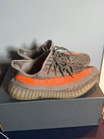 Yeezy 350v maat 44, Kleding | Heren, Schoenen, Ophalen of Verzenden, Gedragen