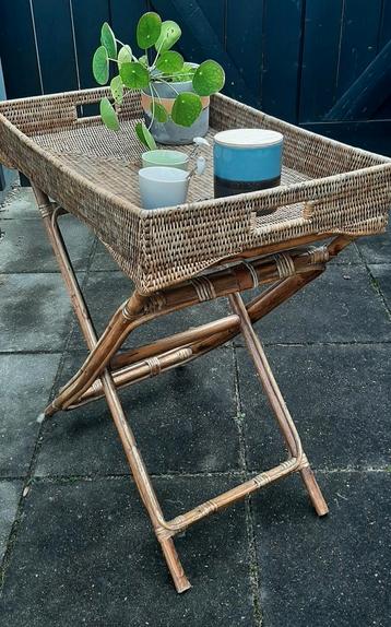 Vintage rotan butler tray, bijzettafel, dienblad