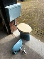 Toiletpot + wastafel, Doe-het-zelf en Verbouw, Sanitair, Steen, Toilet, Gebruikt, Ophalen of Verzenden