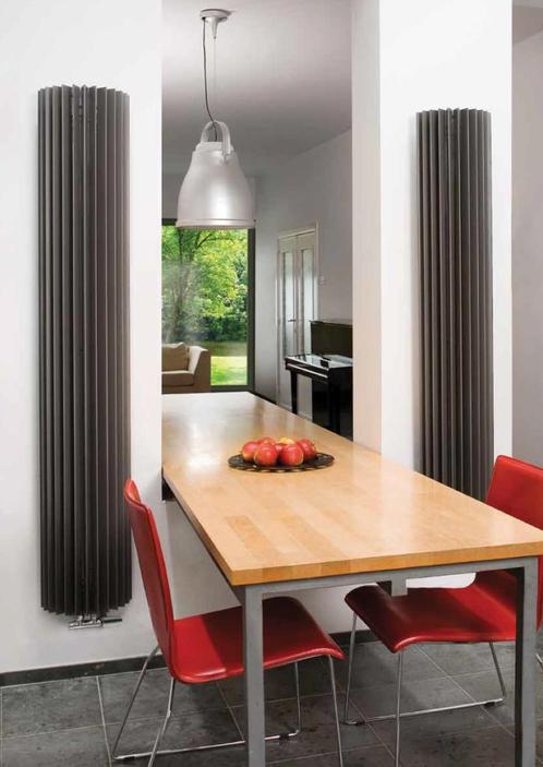 2 halfronde design radiatoren van JAGA, Doe-het-zelf en Verbouw, Verwarming en Radiatoren, Gebruikt, Radiator, 800 watt of meer