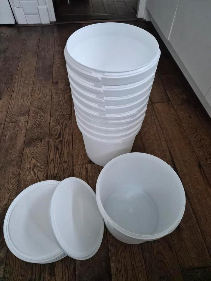 Emmers 10 liter ongebruikt met deksel 10L kunststof, Huis en Inrichting, Emmers, Nieuw, Kunststof, Met deksel, Ophalen