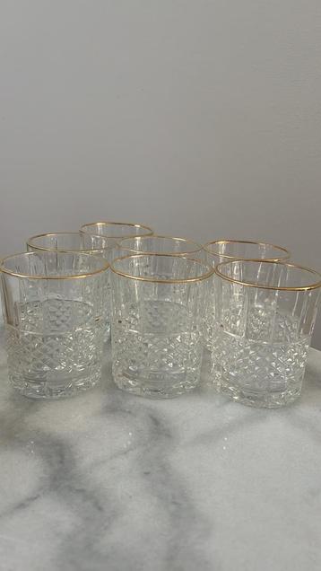 Set van 7 Kristallen Glazen met Gouden Rand beschikbaar voor biedingen