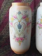 Mooi stel antieke vazen uit Engeland van porselein 32 cm., Antiek en Kunst, Antiek | Vazen, Ophalen of Verzenden