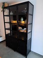 Stalen vitrinekast met glazen deuren, Ophalen, 100 tot 150 cm, Glas, 25 tot 50 cm