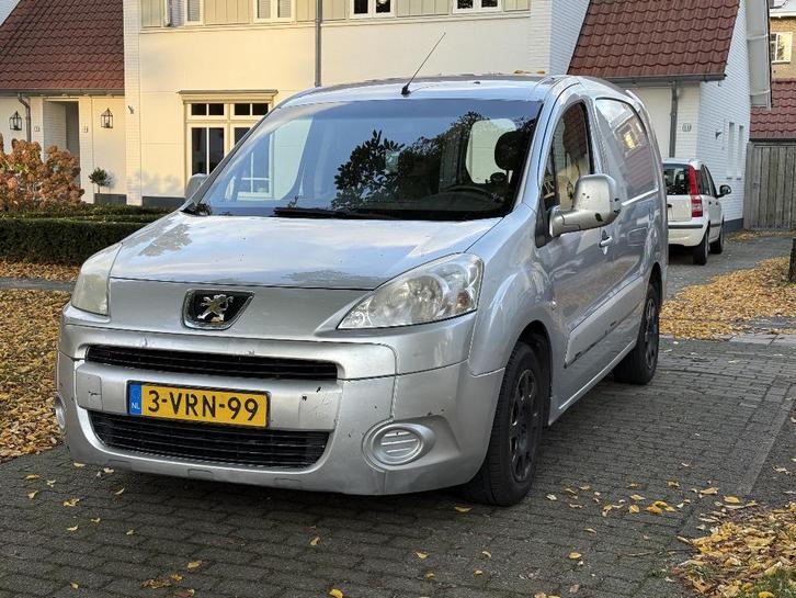 Peugeot Partner Tepee LANG 1.6 HDI | APK 01-2027, Auto's, Bestelauto's, Particulier, Peugeot, Diesel, Euro 4, Handgeschakeld, Origineel Nederlands