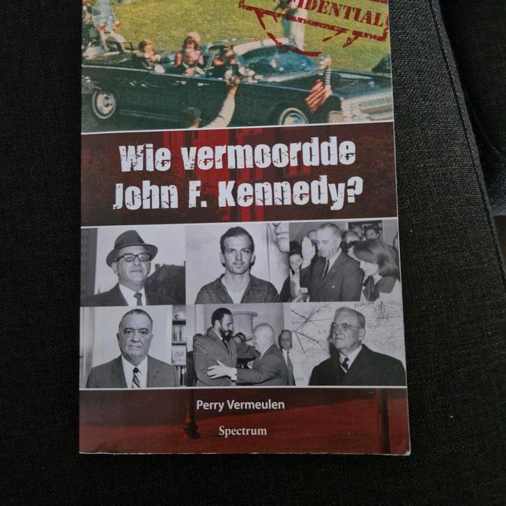 Perry Vermeulen - Wie vermoordde John F Kennedy, Boeken, Overige Boeken, Zo goed als nieuw, Ophalen of Verzenden
