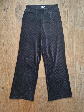 Rib wideleg broek WE maat S beschikbaar voor biedingen