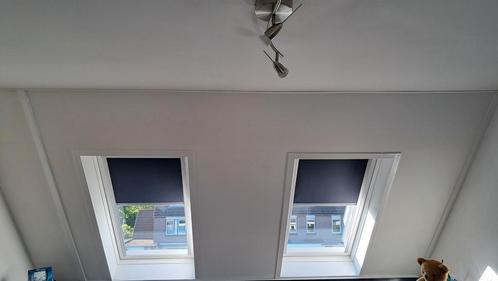 Velux Dakraam met Velux rolgordijn  GGL308, Doe-het-zelf en Verbouw, Glas en Ramen, Dakraam, Ophalen