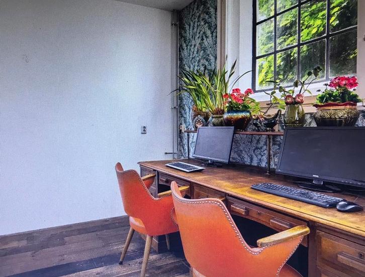 Twee persoons chesterfield bureau, Huis en Inrichting, Bureaus, Gebruikt, Bureau, Ophalen of Verzenden