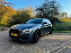 BMW 114i M Pakket –210 pk–Alcantara–19 inch–Harman Kardon, Auto's, 1-Serie, 65 €/maand, Achterwielaandrijving, Zwart