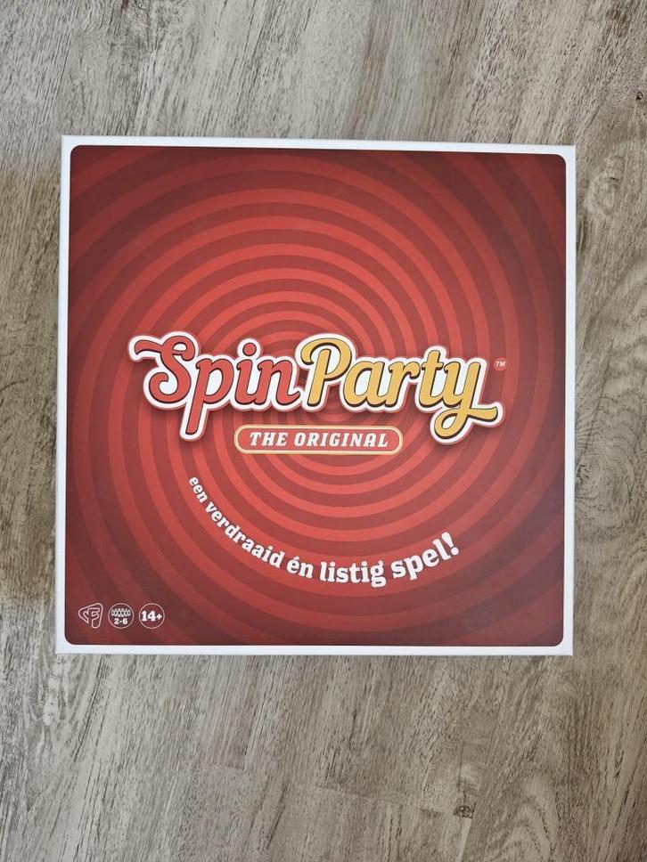 Spin party bordspel, Hobby en Vrije tijd, Gezelschapsspellen | Bordspellen, Gebruikt, Een of twee spelers, Drie of vier spelers