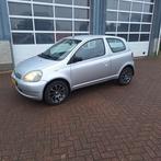Toyota Yaris 1.3-16V VVT-i Luna, Voorwielaandrijving, 1299 cc, Gebruikt, 4 cilinders