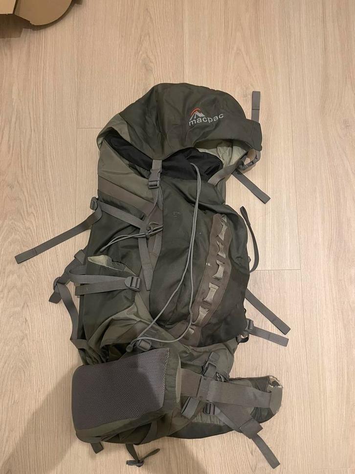 Macpac rugzak, Sieraden, Tassen en Uiterlijk, Tassen | Reistassen en Weekendtassen, Zo goed als nieuw, 30 cm of meer, Minder dan 35 cm