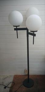 Vloerlamp met 3 matglazen bollen uniek studiemodel hollywood, Ophalen, Metaal, 150 tot 200 cm