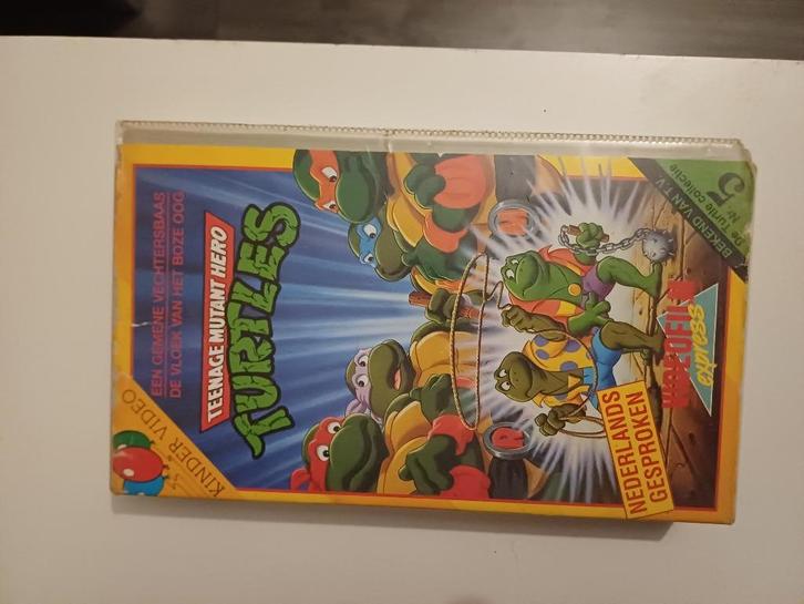 Teenage Mutant Hero Turtles VHS – “Een gemene vechtersbaas /, Cd's en Dvd's, VHS | Kinderen en Jeugd, Zo goed als nieuw, Tekenfilms en Animatie