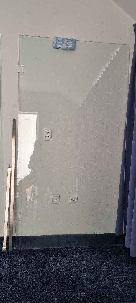 Douchewand (profiel loos), Huis en Inrichting, Badkamer | Complete badkamers, Zo goed als nieuw, Ophalen