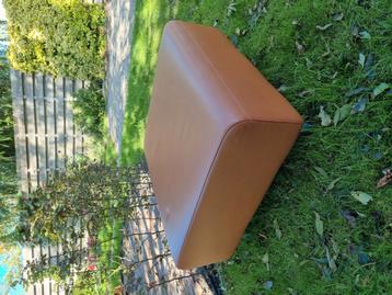 Hocker van nederlands designmerk Havee 80X80X40 cm beschikbaar voor biedingen