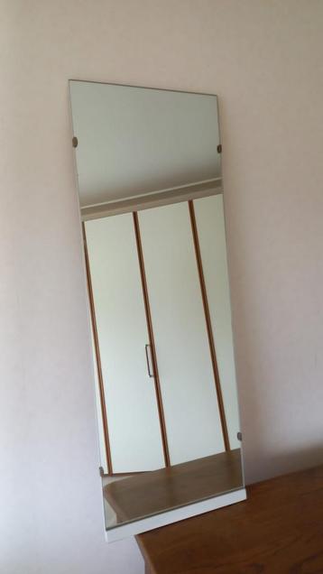Rechthoekige Spiegel 126x45cm beschikbaar voor biedingen