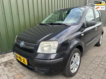 Fiat Panda 1.2 Emotion Automaat beschikbaar voor biedingen