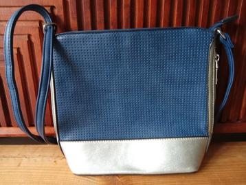 Vintage handtas schoudertas, in nieuwstaat jaren 70/80 beschikbaar voor biedingen