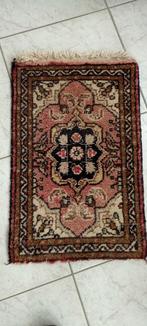 Klein vintage kleed 41.5x70 cm, Huis en Inrichting, Stoffering | Tapijten en Kleden, Minder dan 50 cm, Gebruikt, 50 tot 100 cm