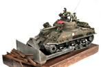 M4A3E8 105 Sherman Dozer Tank 1:35 - Mariniersbrigade, Tank, 1:32 tot 1:50, Zo goed als nieuw, Ophalen