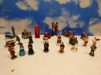 20 stuks lemax kerstdorp poppetjes figurines accessoires, Diversen, Kerst, Ophalen of Verzenden, Zo goed als nieuw