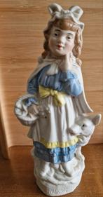 Antiek beeldje biscuit red riding hood, Ophalen of Verzenden, Zo goed als nieuw, Mens