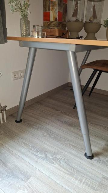Ikea buro 160x80 cm Galant met verstelbare poten - afbeelding 2