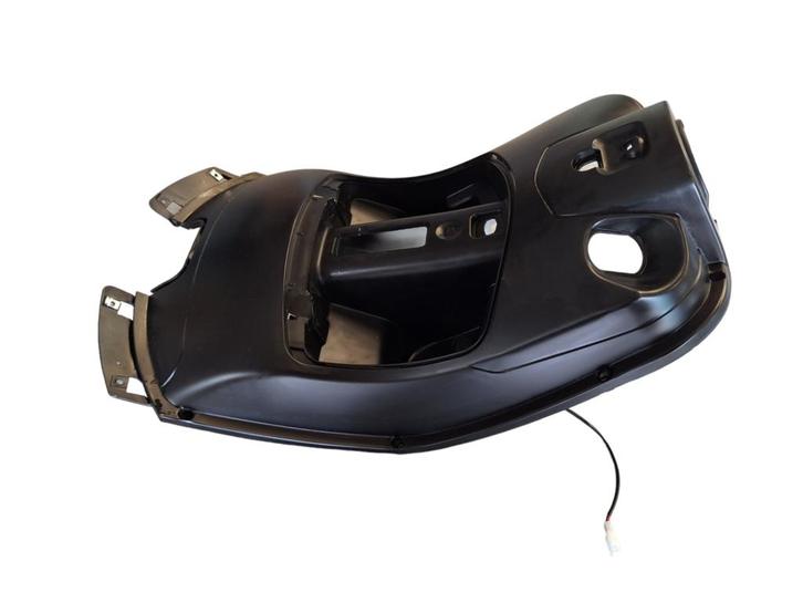 Beenschild kap origineel AGM VX50 VX50s, Fietsen en Brommers, Brommeronderdelen | Scooters, Gebruikt, Ophalen of Verzenden