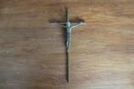 bronzen kruisbeeld / kruisje / crucifix, Antiek en Kunst, Antiek | Religie, Ophalen of Verzenden