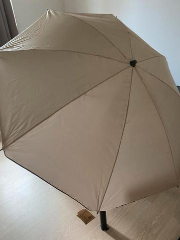 Kleine (strand)parasol YISK nieuw 1.80diameter H195 beschikbaar voor biedingen