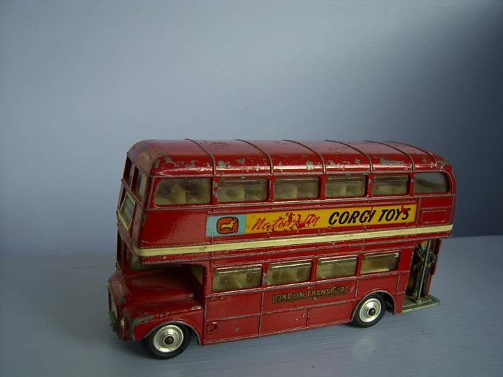 Corgi Toys Engelse Dubbeldekker, Hobby en Vrije tijd, Modelauto's | 1:43, Gebruikt, Bus of Vrachtwagen, Corgi, Ophalen of Verzenden