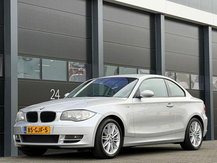 BMW 1-serie 120d High Executive Clima AUTOMAAT (bj 2008), Auto's, BMW, Bedrijf, Te koop, 1-Serie, Airbags, Airconditioning, Boordcomputer