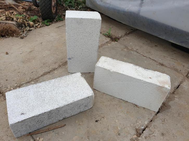 Vuurvaste stenen - Brandwerend en isolerend, Doe-het-zelf en Verbouw, Metselstenen, Nieuw, Bakstenen, Ophalen