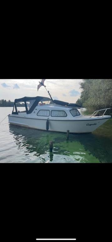 Waterland 700 met werk beschikbaar voor biedingen