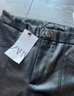 Zwarte Zara leren broek, Kleding | Dames, Broeken en Pantalons, Ophalen of Verzenden, Zo goed als nieuw, Maat 38/40 (M), Zwart