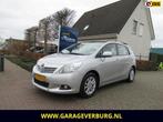 Toyota Verso 1.8 VVT-i Aspiration (Airco,Cruise,PDC,Panorama, Voorwielaandrijving, Euro 5, Zwart, 4 cilinders
