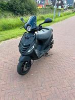 Zip piaggio iget 2019, Fietsen en Brommers, Scooters | Piaggio, Gebruikt, Overige modellen, Maximaal 45 km/u, Ophalen of Verzenden