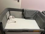 Baby bed, Kinderen en Baby's, Kinderkamer | Bedden, Ophalen of Verzenden, Zo goed als nieuw, Minder dan 140 cm, Matras
