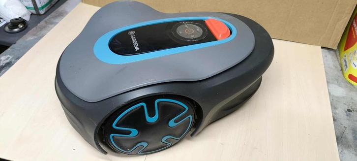 Gardena SILENO minimo 250 ! Let op, moederbord Defect !, Tuin en Terras, Robotmaaiers, Gebruikt, Minder dan 20 cm, Bestuurbaar via app