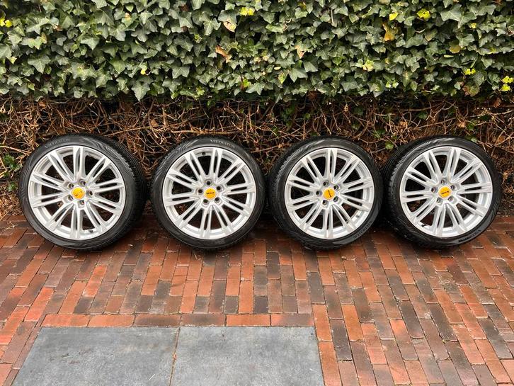 Set 17” LM MAM velgen met Vredestein all season banden, Auto-onderdelen, Banden en Velgen, Banden en Velgen, All Season, 17 inch
