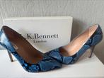 LK Bennett blauw/zwarte hakken. Zo goed als nieuw, Ophalen of Verzenden, Zo goed als nieuw, Blauw