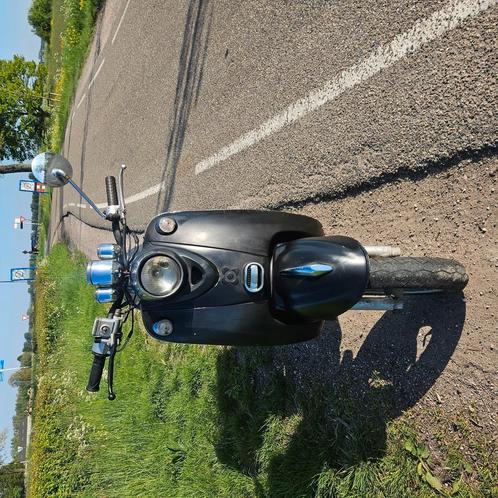 Scooter Santini San Remo, Fietsen en Brommers, Scooters | Kymco, Gebruikt, Overige modellen, Maximaal 25 km/u, Benzine, Ophalen
