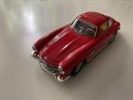 Mercedes 300 sl, Hobby en Vrije tijd, Modelauto's | 1:18, Ophalen of Verzenden, Zo goed als nieuw