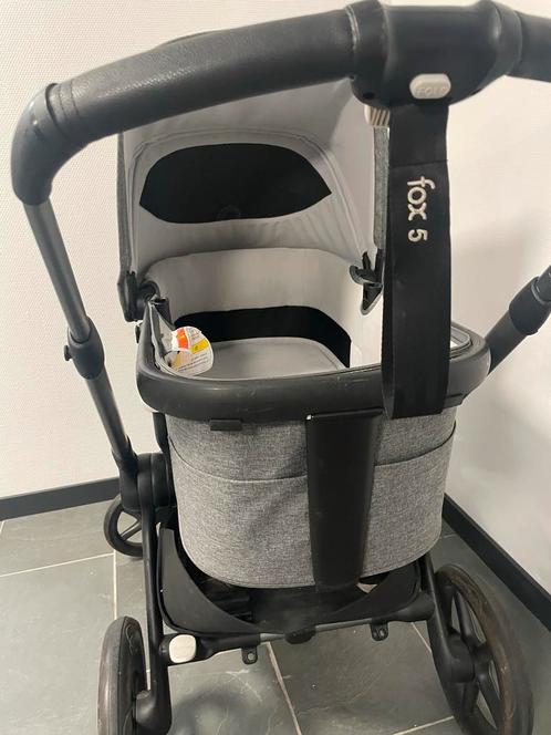 Bugaboo Fox 5 - Compleet, Kinderen en Baby's, Kinderwagens en Combinaties, Zo goed als nieuw, Combiwagen, Bugaboo, Verstelbare duwstang