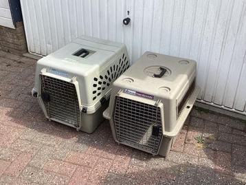 2 benches/transportboxen in 1 koop beschikbaar voor biedingen