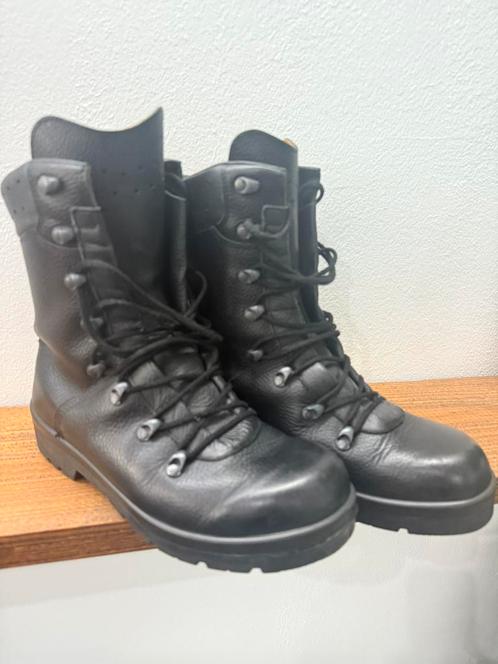 Zwarte leger schoenen kisten. ZGAN. Mt.43., Kleding | Heren, Schoenen, Zo goed als nieuw, Overige typen, Zwart, Ophalen of Verzenden
