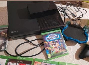 X box one  beschikbaar voor biedingen